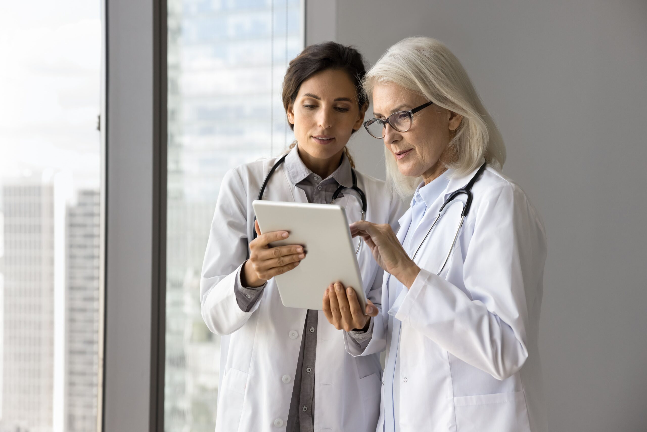 Generationsnachfolge Ärzte - Was Sie beachten müssen | Axmann & Engling